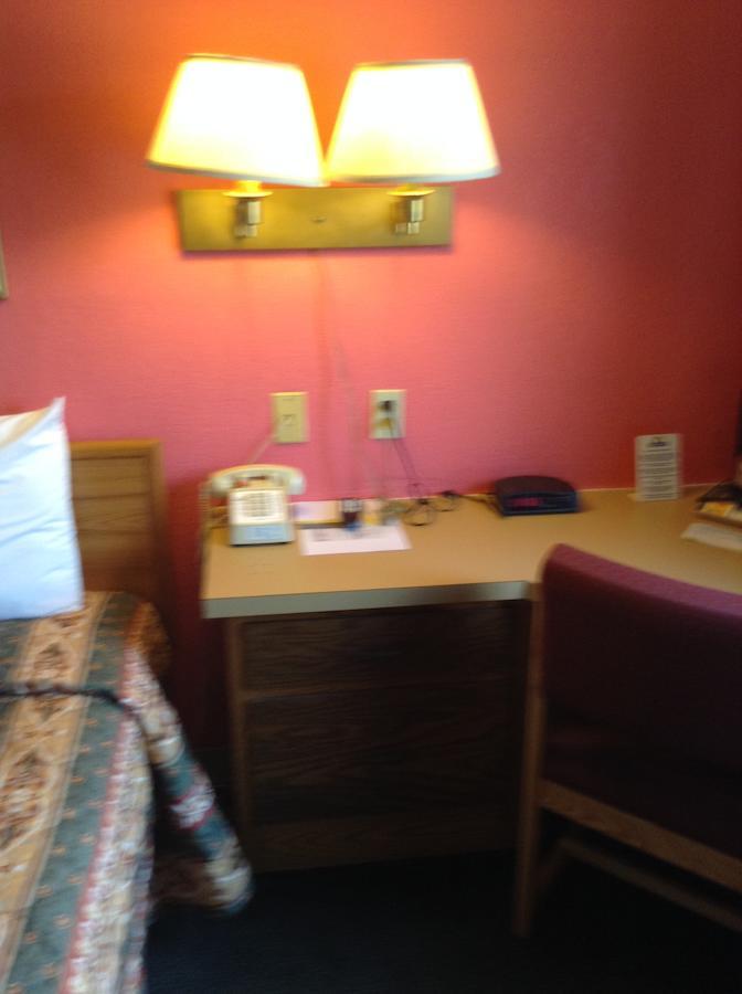 Days Inn By Wyndham Mason City Pokoj fotografie