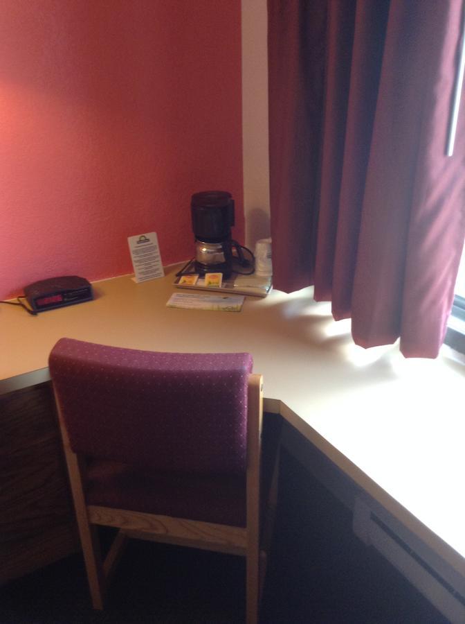 Days Inn By Wyndham Mason City Pokoj fotografie